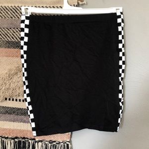 SHEIN checkered side black mini skirt